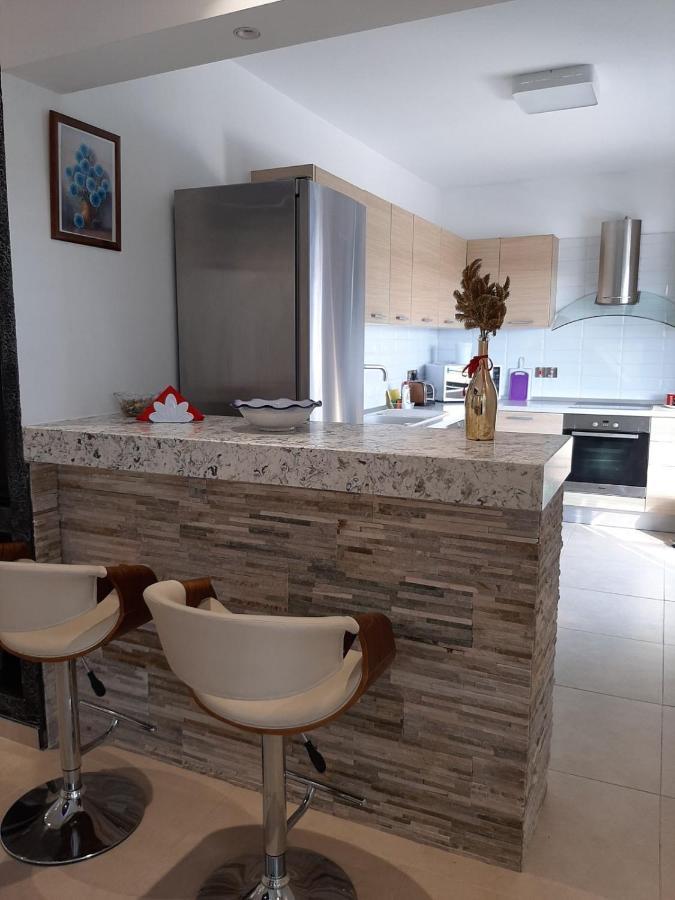 2 Bedroom Apartment-Mediterranean Type Pafos Dış mekan fotoğraf