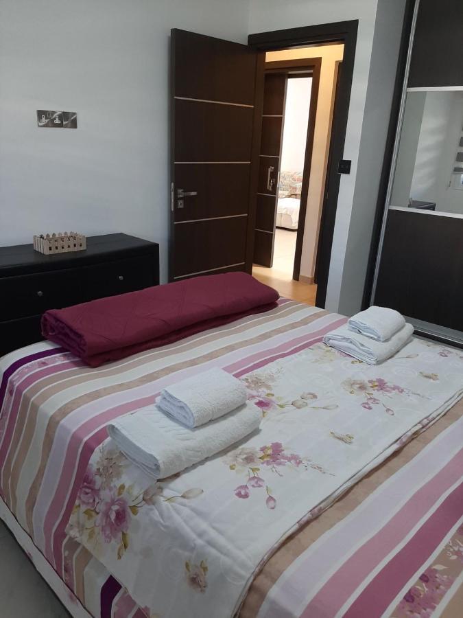 2 Bedroom Apartment-Mediterranean Type Pafos Dış mekan fotoğraf